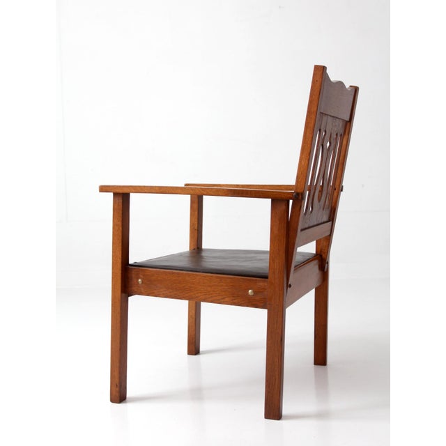 American Antique Arts and Crafts Mission Oak Armchair For Sale - Image 3 of 14