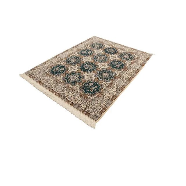 Oriental rug, hand-knotted | Knot density: approx. 1000.000 knots/m² | Material: 80% cork wool, 20% natural silk | Size:...