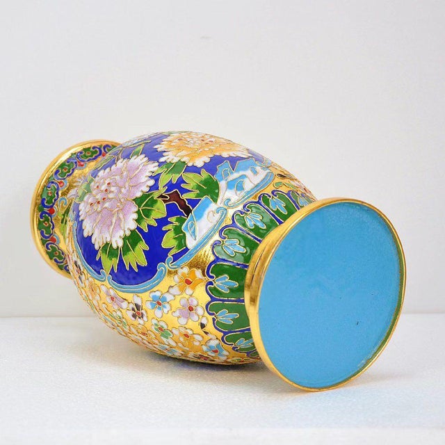 Mid 20th Century Pair of Chinese Cloisonné Peony Vases | Gilt Ground Floral Motif With Wood Stands For Sale - Image 5 of 6