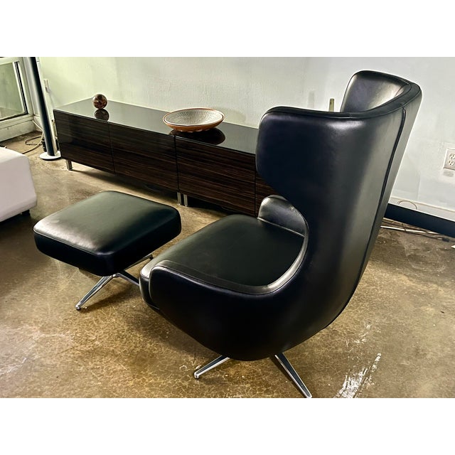 Cantoni Leather Recliner Lounge Chair and Ottoman Set in Genuine Top-Grain Leather With Stainless Steel Swivel Base For Sale In Atlanta - Image 6 of 12
