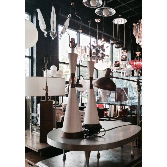 Substantial White Incised Ceramic "Hourglass" Table Lamps, Circa 1950s - A Pair For Sale - Image 6 of 12