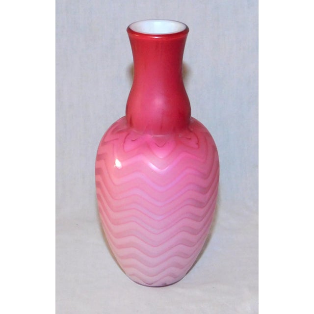 Victorian Late 19th Century Victorian Cased Glass Vase For Sale - Image 3 of 6