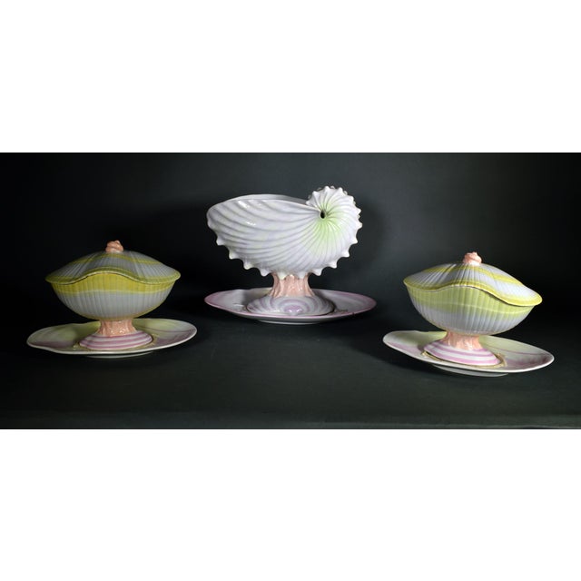 Wedgwood Pearlware Nautilus Shell Part Dessert Service in Pink and Yellow Circa 1800–1815 For Sale In Philadelphia - Image 6 of 11