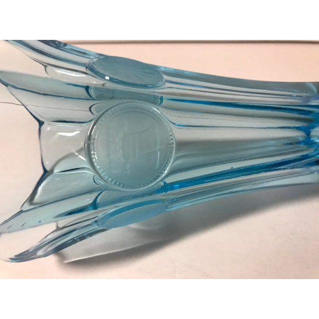 Vintage Fostoria “Old” Blue Coin Glass Nappy Dishes & Vase Set- 3 Pieces For Sale - Image 11 of 13