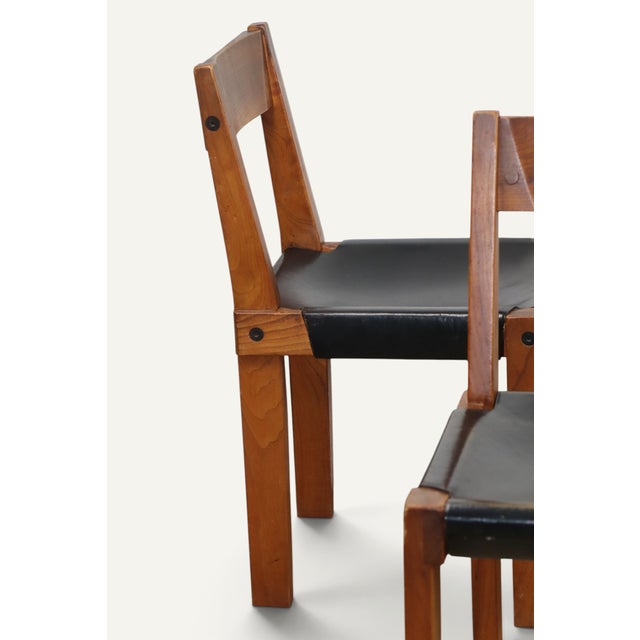 Vintage S24 Chairs in Elm and Black Leather by Pierre Chapo, 1970, Set of 4 For Sale - Image 12 of 18