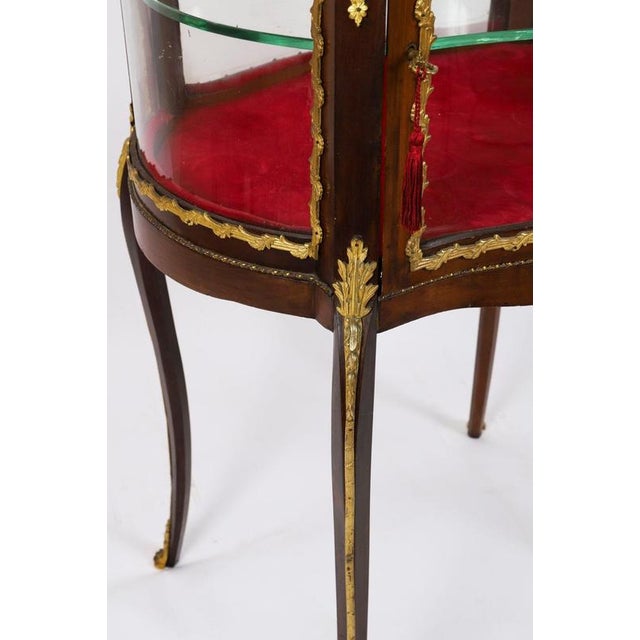 Antique Ormolu Mounted Bijouterie Display Cabinet, 19th Century For Sale - Image 16 of 18