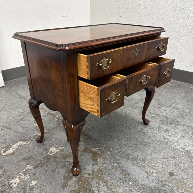 Chippendale In the Style of Baker Furniture Chippendale Style Side Table For Sale - Image 3 of 12