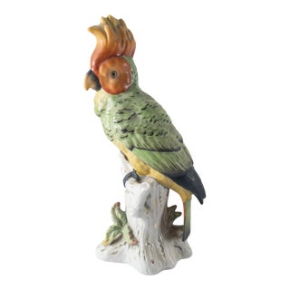 20th Century Hollywood Regency Porcelain Figure of a Cockatoo Parrot For Sale