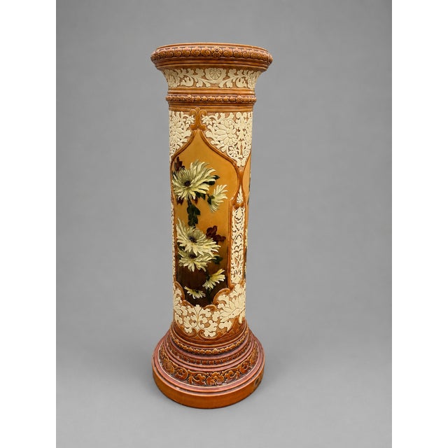 1913 English Cream Porcelain Floral Pedestal For Sale - Image 9 of 12