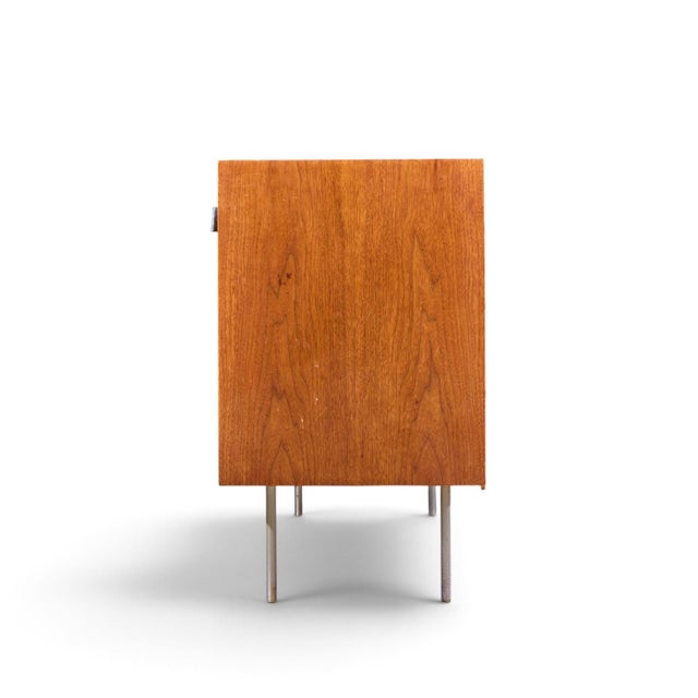 Mid 20th Century Florence Knoll for Knoll Model 116 Mid Century Walnut and Cane Sliding Door Credenza For Sale - Image 5 of 10