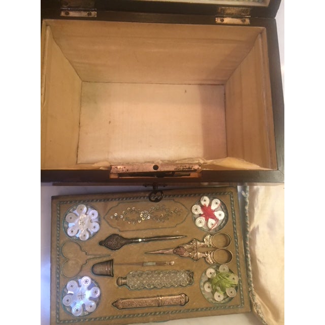 Fine Early 19th Century Sewing Box With Handles Burl Walnut. with key, Included with everything, which Includes all the...