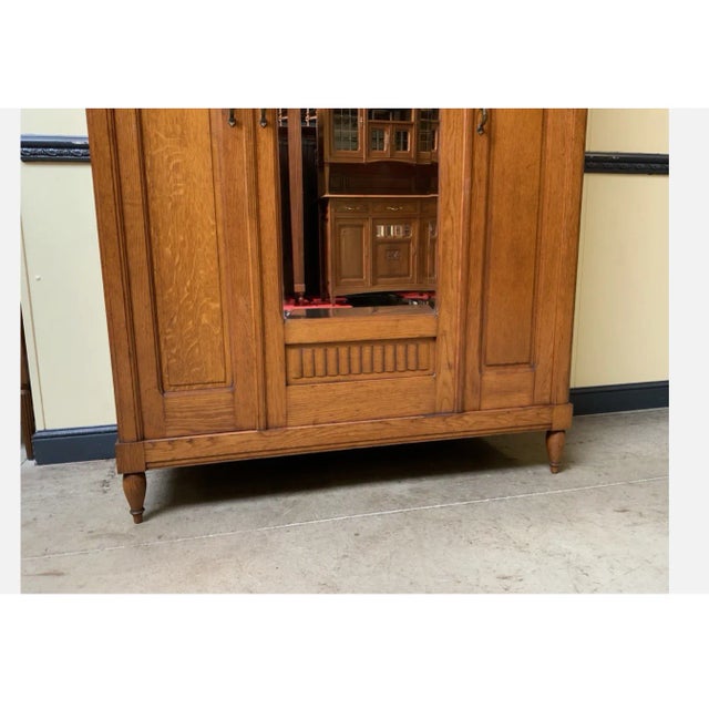 Brown Vintage Wardrobe in Oak, 1935 For Sale - Image 8 of 9