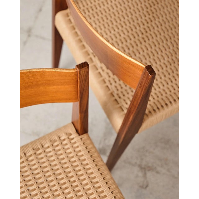 Pia Dining Chairs in Walnut and Teak by Poul Cadovius, Denmark, 1950s, Set of 12 For Sale - Image 18 of 18