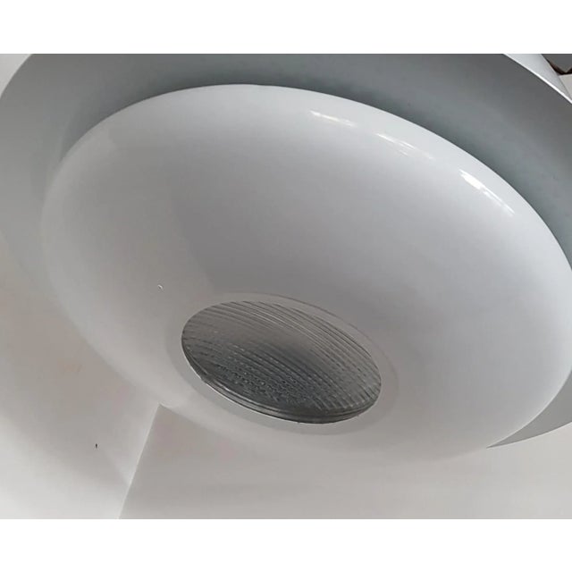 Mid-Century Modern White Nictea UFO Pendant Light by Afra & Tobia Scarpa for Flos, 1960s For Sale - Image 3 of 4