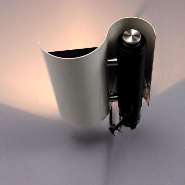 Vintage Enamelled Metal Lamp from Oluce, Italy, 1960s For Sale - Image 4 of 11