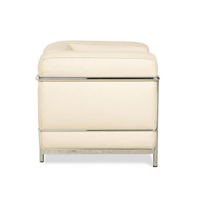 LC 2 Armchair in Cream Leather by Le Corbusier for Cassina For Sale - Image 9 of 12