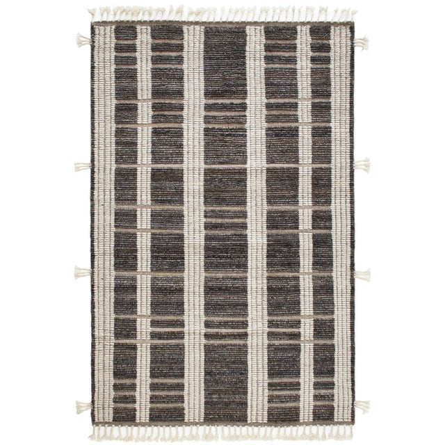 2020s Marie Flanigan for Dash & Albert Tory Grey/Ivory Hand Knotted Wool Rug, 7' 6" x 9' 6" For Sale - Image 5 of 5