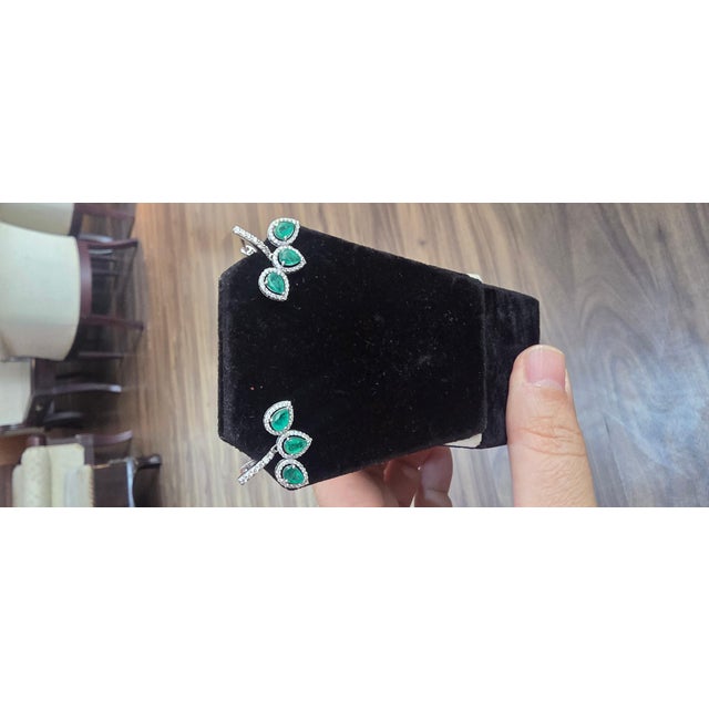 2020s Natural Emerald 2.55ct & Diamond 0.85ct Stud Earrings in 18k Gold For Sale - Image 5 of 6