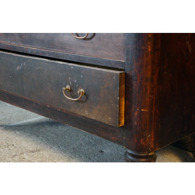 Antique 18th Century American Federal Crotch Mahogany Chest of Drawers Dresser For Sale - Image 9 of 15