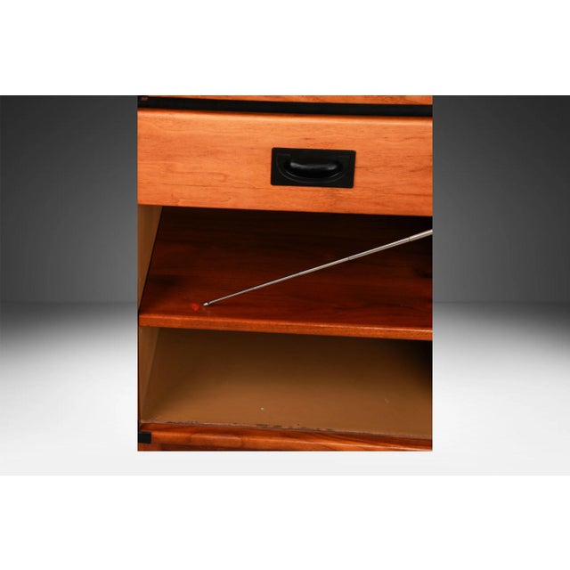 Mid-Century Modern MidCentury Pair of Nightstands/Side Tables Drexel Modulus Collection For Sale - Image 3 of 17