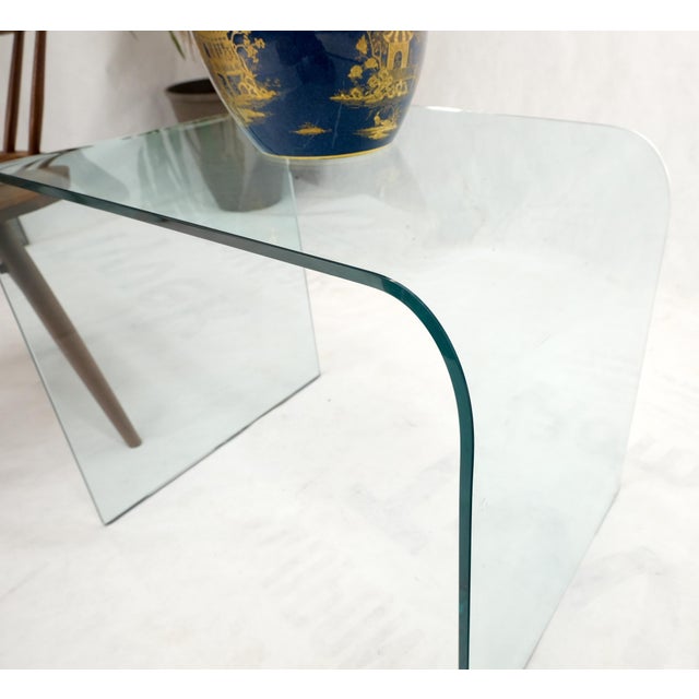 Italian Mid 20th Century Bent Glass End Table Stand For Sale - Image 11 of 13