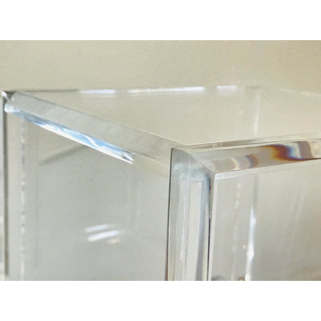 Transparent 1970’s Lucite Ice Bucket For Sale - Image 8 of 12