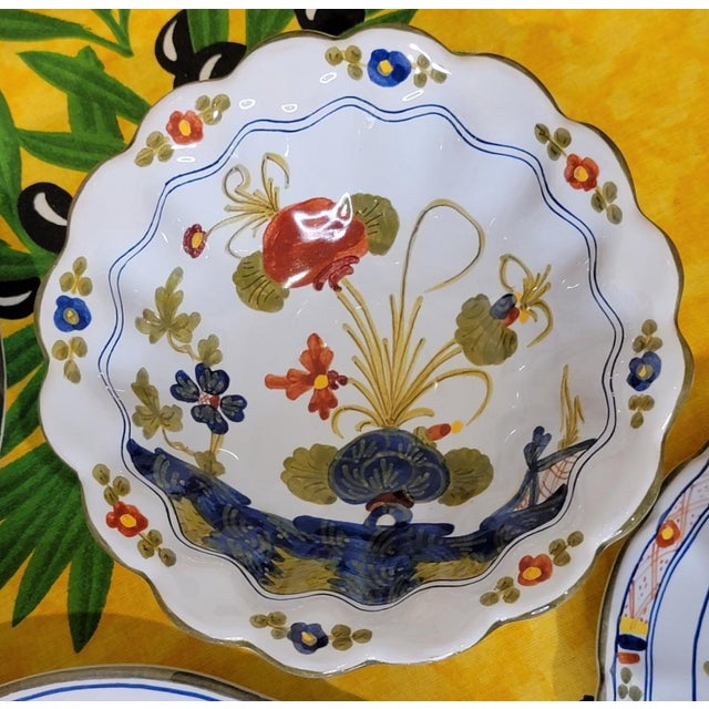 Vintage Amm Faenza Garofano 5-Piece Place Setting - Hand-Painted Italian Majolica For Sale - Image 4 of 8