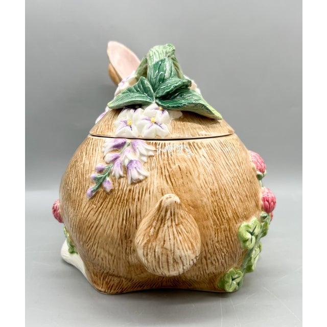 Farmhouse Fitz & Floyd Botanical Bunny Rabbit Family Ceramic Cookie Jar – Cottagecore / Spring For Sale - Image 10 of 18