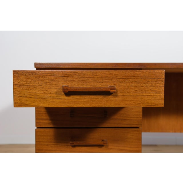 Mid-Century Teak Freestanding Desk by Torben Valeur & Henning Jensen for Dyrlund, Denmark, 1960s For Sale - Image 15 of 18