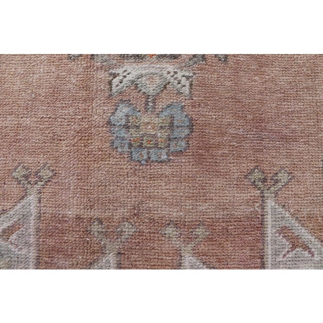 Salmon Medallion Design Vintage Turkish Oushak Rug With Salmon and Pops of Orange 3'4"x5'7" For Sale - Image 8 of 10