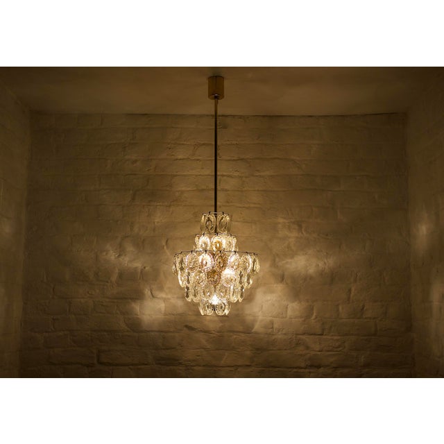 Gold Midcentury Modern Chandelier in Brass and Crystal, 1970s For Sale - Image 8 of 12