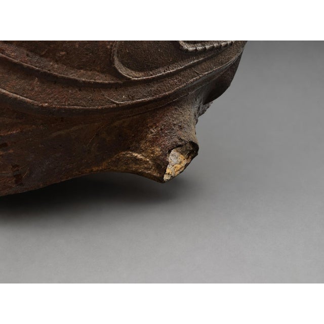 19th Century Chinese Cast Iron Bath Tub or Substantial Jardinière #2 For Sale - Image 17 of 18