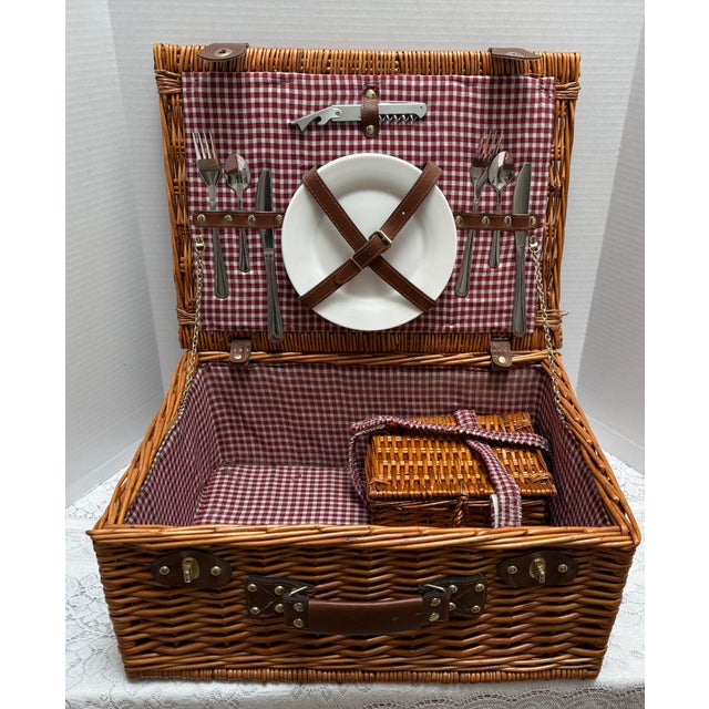 Large Classic Vintage Americana Wood Wicker Picnic Basket With Accoutrements For Sale - Image 10 of 11