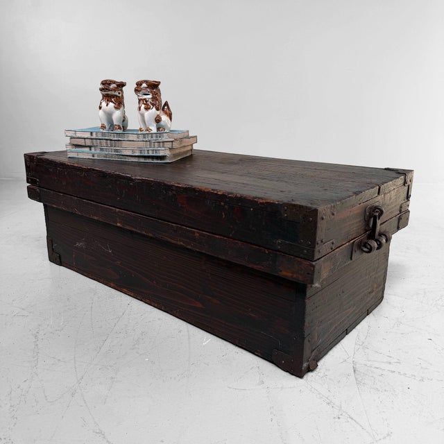 Antique Early Meiji Japanese Storage Chest with Lid and Wrought Iron For Sale - Image 9 of 14