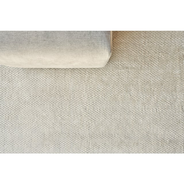 Exquisite Rugs Pearl Handmade Bamboo Silk & Cotton Light Beige Rug-9'X12' For Sale In Los Angeles - Image 6 of 7