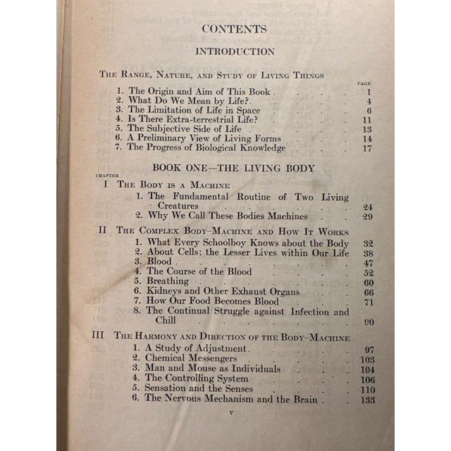 Paper 1930s the Science of Life by Hg Wells, Huxley & Wells, Deep Blue Clothbound Classic With Illustrations For Sale - Image 7 of 9
