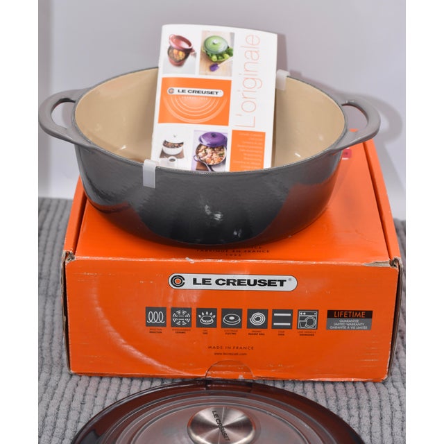 2020s French Le Creuset Round Dutch Oven Enameled Cast Iron Cocotte For Sale - Image 5 of 9