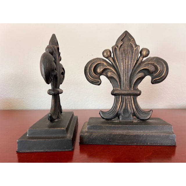Metal Pair of Fleur De Lis Bookends For Sale - Image 7 of 7