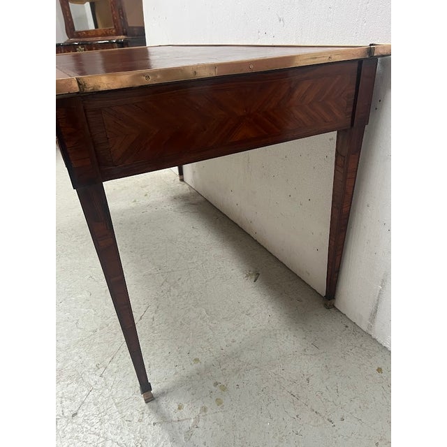 Louis XVI Flat Desk in Mahogany and Rosewood Veneer, 18th Century For Sale - Image 6 of 18