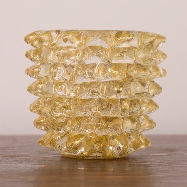 Murano glass vase rostrato gold color with gold leaf, artistic workmanship handmade Made in Italy height 12 cm.