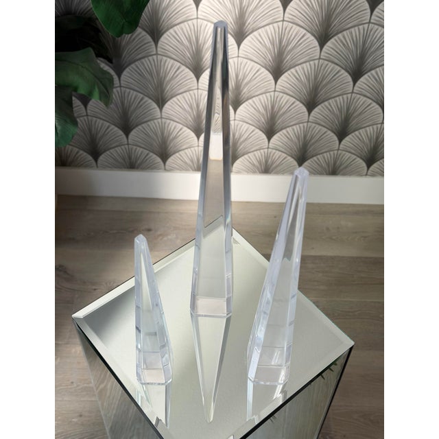 Mid 20th Century Vintage Mid-Century Modern Herb Ritts Astrolite Lucite Acrylic Obelisks Pyramids Prisms Christmas Trees For Sale - Image 5 of 10