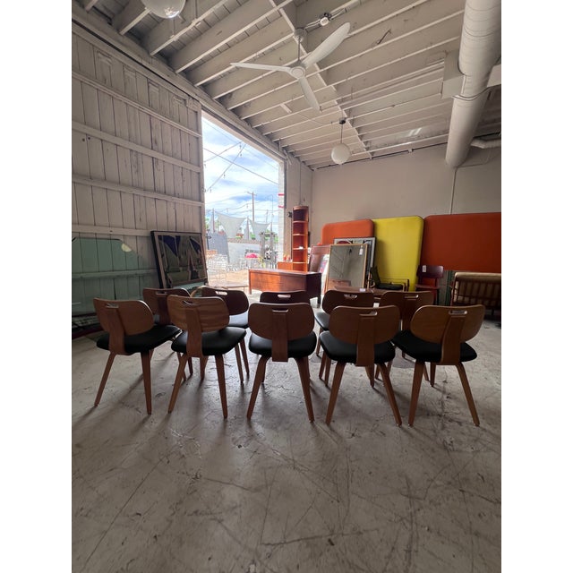 Mid Century Modern Bentwood and Leather Side Chair by Thonet For Sale - Image 10 of 14