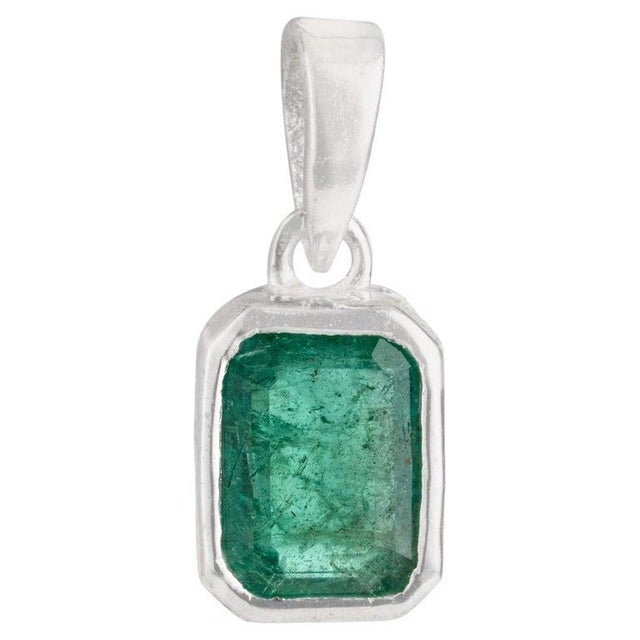 Green Dainty Natural Emerald Pendant in 925 Sterling Silver For Sale - Image 8 of 11