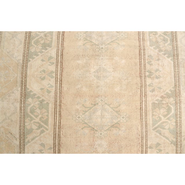 1950s Vintage Turkish Area Rug, 9'7" X 6'8" Hand-Knotted Minimalist Oushak Carpet, Neutral Beige and Soft Green Decorative Wool and Cotton Blend Rug For Sale - Image 5 of 9