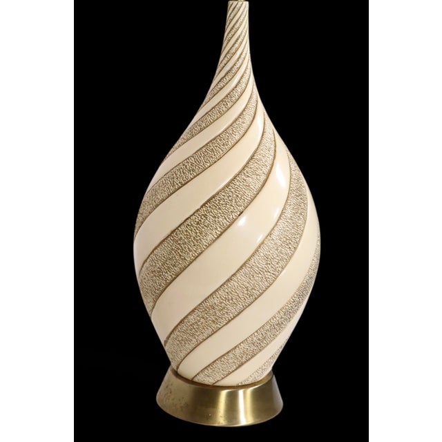 Vintage Mid Century Plaster Table Lamp by Quartitle Creative Corp. C. 1960's For Sale - Image 16 of 16