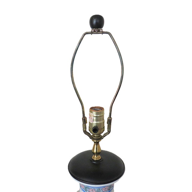 Late 20th Century White Table Lamps W/ Bouquets of Flowers Floral - a Pair For Sale - Image 4 of 5