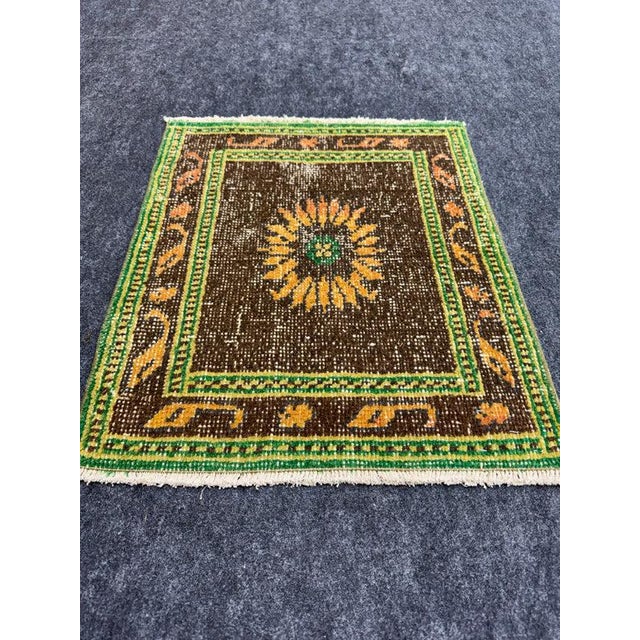 Contemporary Turkish Yastik Rug 1'9" x 2' For Sale - Image 3 of 5