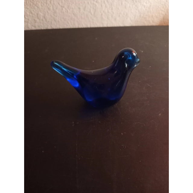 1980s Blue Art Glass Birds Set of 2. For Sale - Image 4 of 8