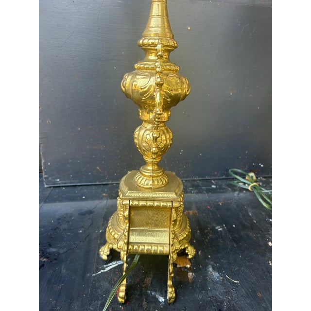 1960s Italian Ornate Brass Plated Table Lamps With Cream Silk Shades - A Pair For Sale - Image 6 of 11