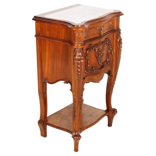 1940s Italian Hand-Carved Walnut Bedside Tables with Marble Tops, 1940s, Set of 2 For Sale - Image 5 of 9